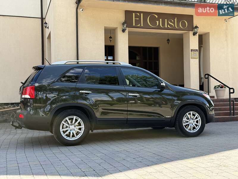 Внедорожник / Кроссовер Kia Sorento 2010 в Стрые