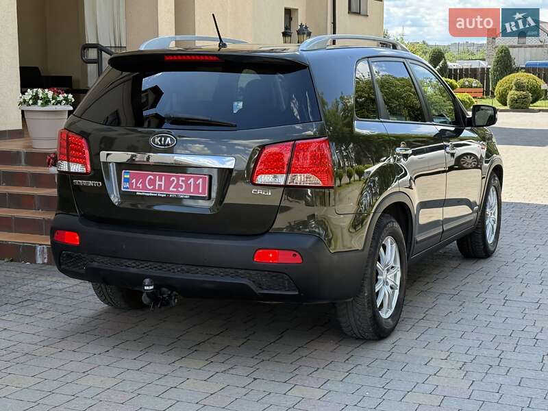 Внедорожник / Кроссовер Kia Sorento 2010 в Стрые