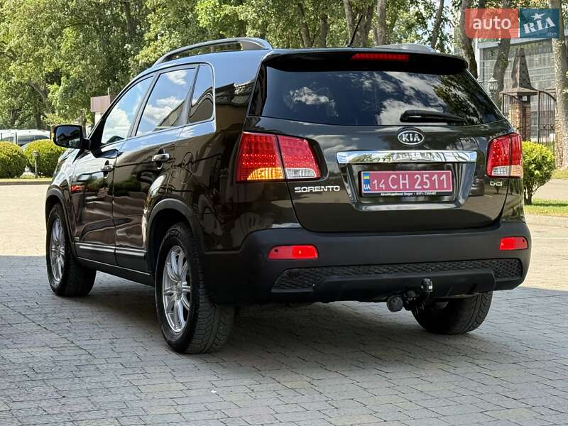 Внедорожник / Кроссовер Kia Sorento 2010 в Стрые