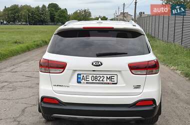 Позашляховик / Кросовер Kia Sorento 2016 в  фото 8 Позашляховик / Кросовер Kia Sorento 2016 в