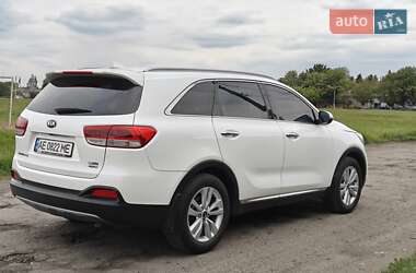 Позашляховик / Кросовер Kia Sorento 2016 в  фото 6 Позашляховик / Кросовер Kia Sorento 2016 в