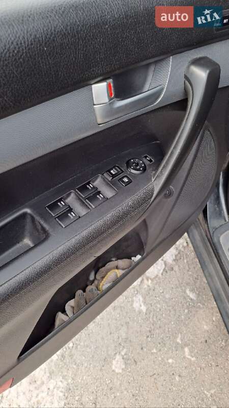 Внедорожник / Кроссовер Kia Sorento 2013 в Каменском