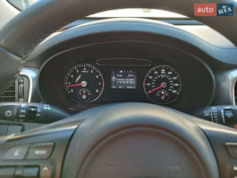 Позашляховик / Кросовер Kia Sorento 2016 в Києві