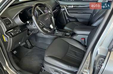 Внедорожник / Кроссовер Kia Sorento 2013 в 
