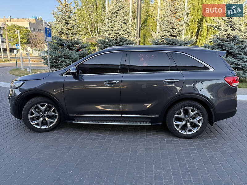 Внедорожник / Кроссовер Kia Sorento 2015 в Одессе