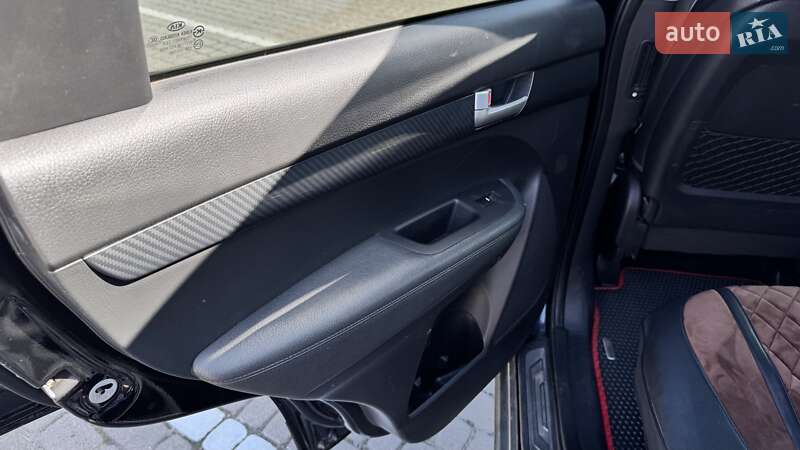 Позашляховик / Кросовер Kia Sorento 2010 в Львові