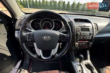 Внедорожник / Кроссовер Kia Sorento 2010 в 