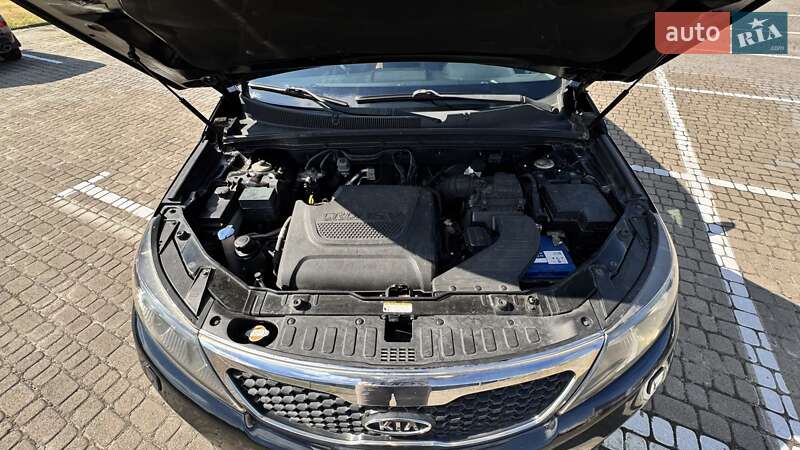 Позашляховик / Кросовер Kia Sorento 2010 в Львові