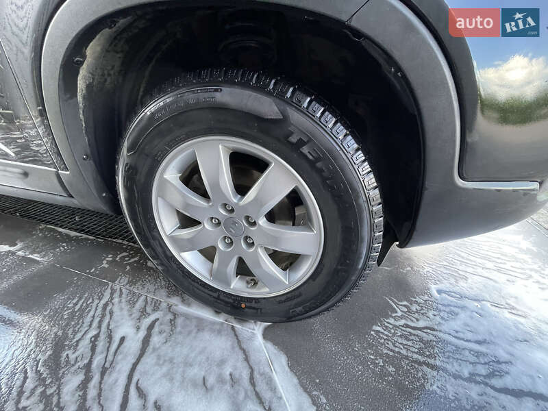 Внедорожник / Кроссовер Kia Sorento 2011 в Надворной