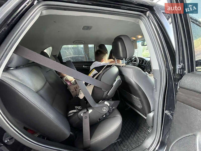 Внедорожник / Кроссовер Kia Sorento 2011 в Надворной