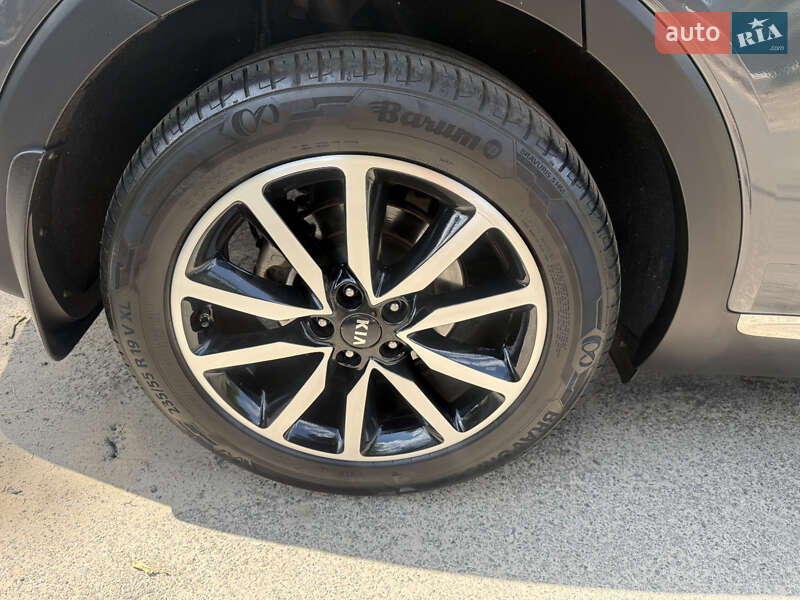 Внедорожник / Кроссовер Kia Sorento 2016 в Киеве