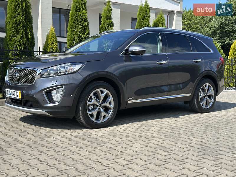 Позашляховик / Кросовер Kia Sorento 2015 в Стрию