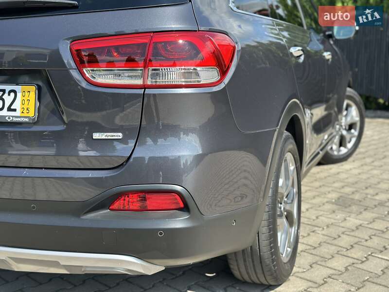 Позашляховик / Кросовер Kia Sorento 2015 в Стрию