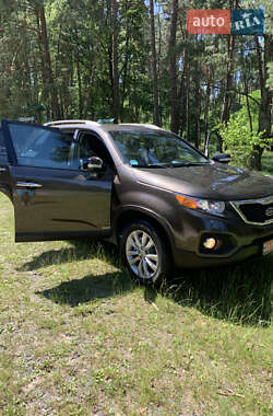 Внедорожник / Кроссовер Kia Sorento 2012 в 