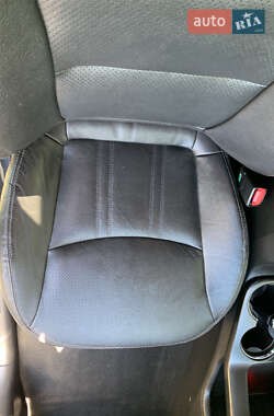 Внедорожник / Кроссовер Kia Sorento 2012 в 