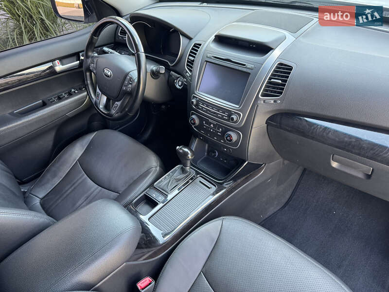 Внедорожник / Кроссовер Kia Sorento 2014 в Луцке