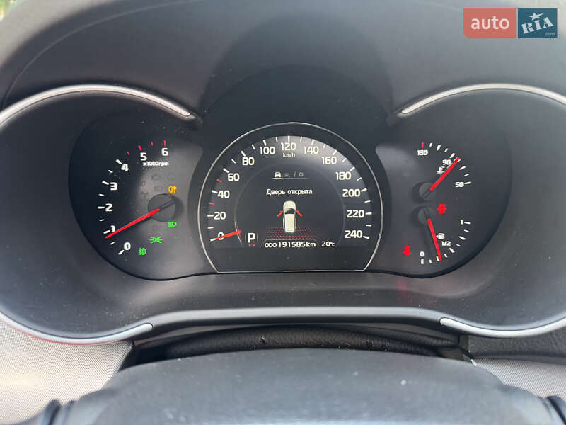 Позашляховик / Кросовер Kia Sorento 2014 в Луцьку