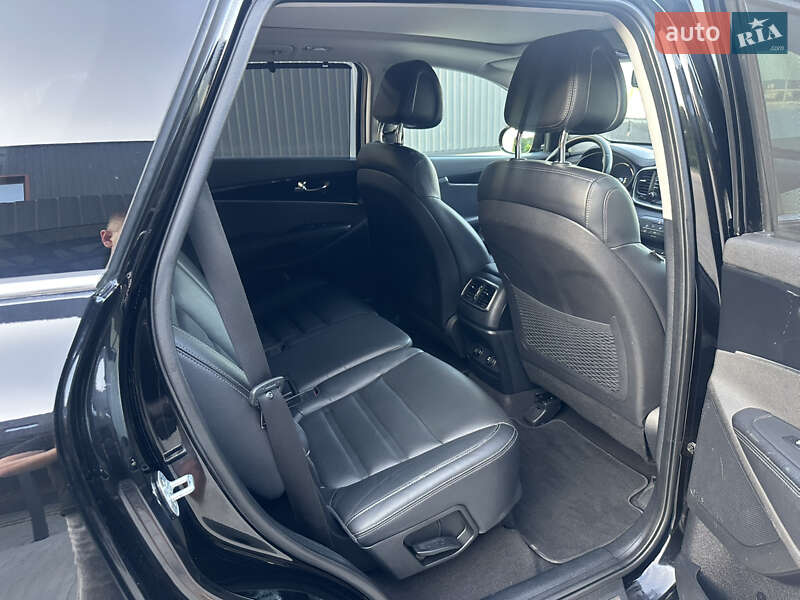 Внедорожник / Кроссовер Kia Sorento 2017 в Ровно