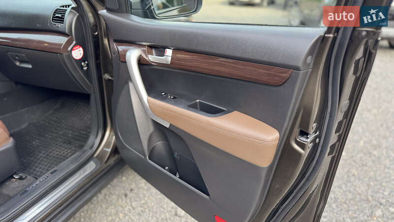 Внедорожник / Кроссовер Kia Sorento 2011 в Хмельницком