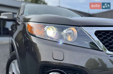 Внедорожник / Кроссовер Kia Sorento 2011 в 