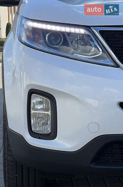 Внедорожник / Кроссовер Kia Sorento 2013 в 