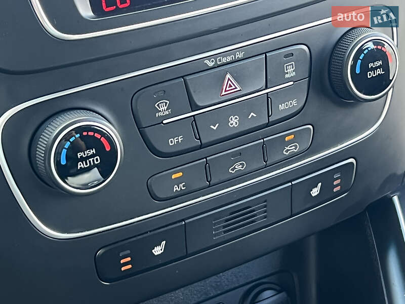 Внедорожник / Кроссовер Kia Sorento 2013 в Житомире
