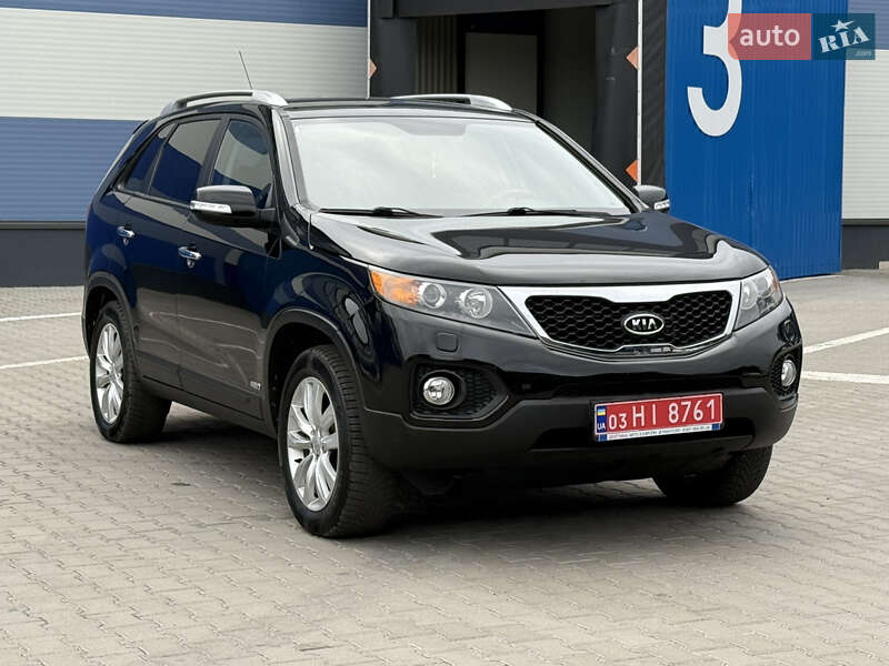 Внедорожник / Кроссовер Kia Sorento 2011 в Ровно