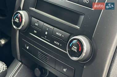 Внедорожник / Кроссовер Kia Sorento 2011 в 