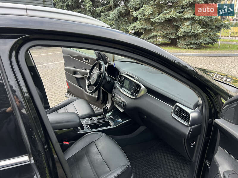 Внедорожник / Кроссовер Kia Sorento 2015 в Ивано-Франковске