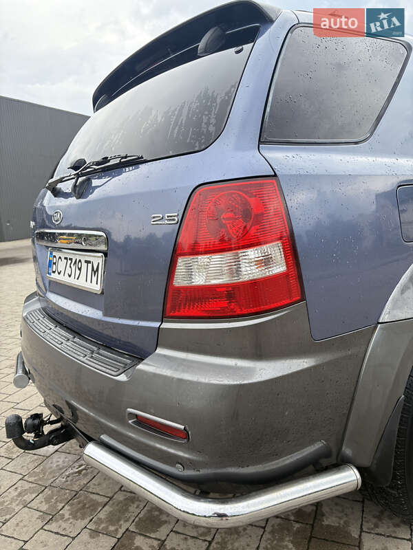 Внедорожник / Кроссовер Kia Sorento 2004 в Дрогобыче