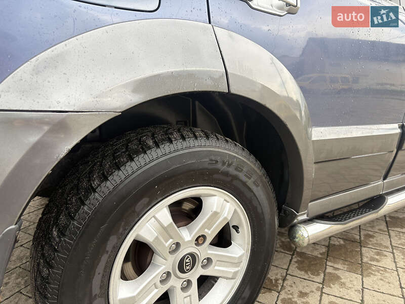 Внедорожник / Кроссовер Kia Sorento 2004 в Дрогобыче