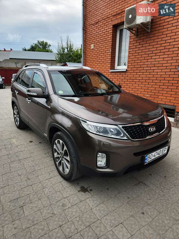 Внедорожник / Кроссовер Kia Sorento 2013 в Кременце