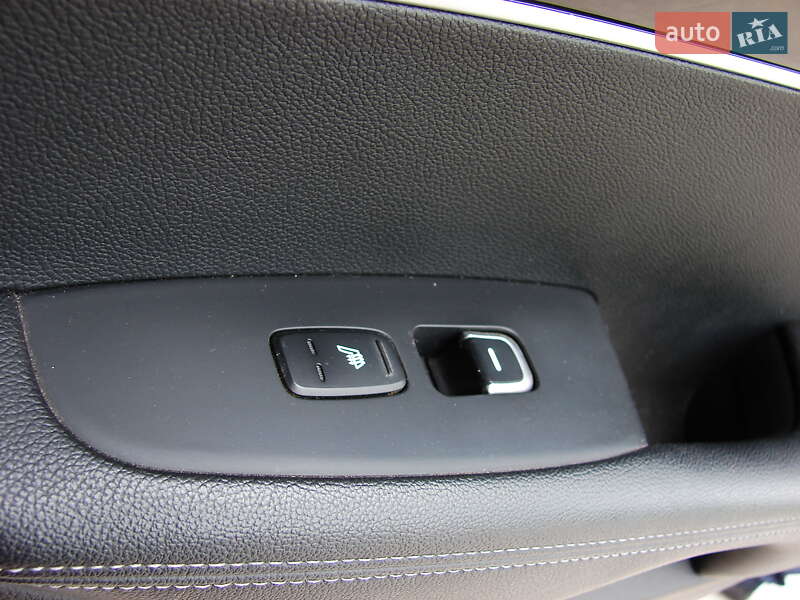 Внедорожник / Кроссовер Kia Sorento 2015 в Одессе