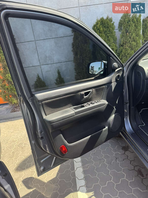 Внедорожник / Кроссовер Kia Sorento 2009 в Киеве