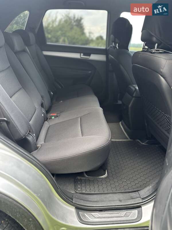 Внедорожник / Кроссовер Kia Sorento 2012 в Городенке