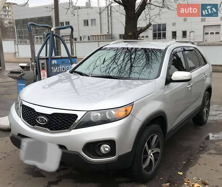 Внедорожник / Кроссовер Kia Sorento 2011 в Одессе