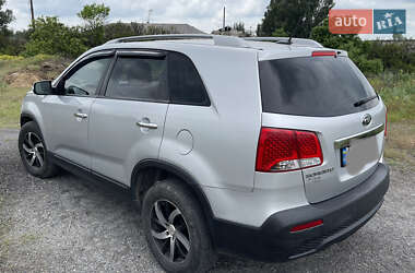 Позашляховик / Кросовер Kia Sorento 2011 в 