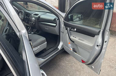 Позашляховик / Кросовер Kia Sorento 2011 в 