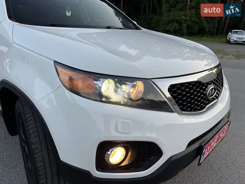 Внедорожник / Кроссовер Kia Sorento 2011 в Радивилове