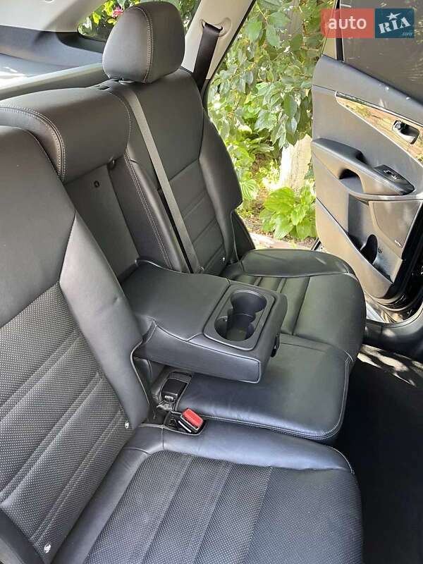 Внедорожник / Кроссовер Kia Sorento 2016 в Луцке