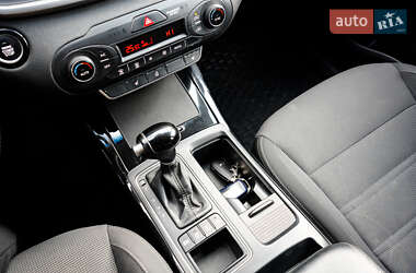 Внедорожник / Кроссовер Kia Sorento 2015 в 