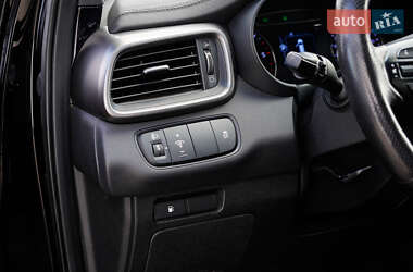Внедорожник / Кроссовер Kia Sorento 2015 в 