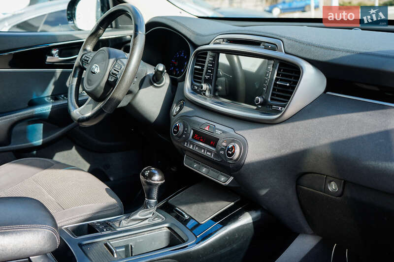 Внедорожник / Кроссовер Kia Sorento 2015 в Житомире