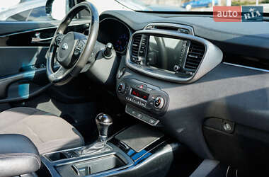Внедорожник / Кроссовер Kia Sorento 2015 в 