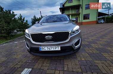 Позашляховик / Кросовер Kia Sorento 2015 в 