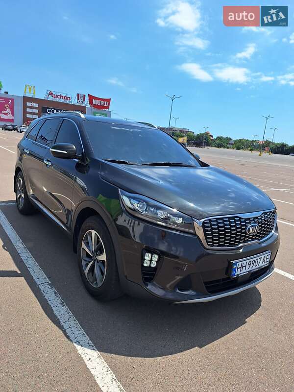 Внедорожник / Кроссовер Kia Sorento 2018 в 