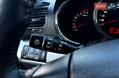Внедорожник / Кроссовер Kia Sorento 2012 в 