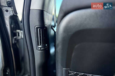 Внедорожник / Кроссовер Kia Sorento 2012 в 