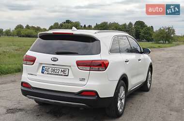 Позашляховик / Кросовер Kia Sorento 2016 в  фото 7 Позашляховик / Кросовер Kia Sorento 2016 в