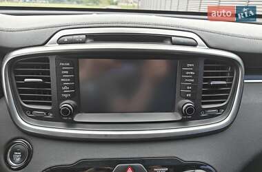 Позашляховик / Кросовер Kia Sorento 2016 в  фото 22 Позашляховик / Кросовер Kia Sorento 2016 в